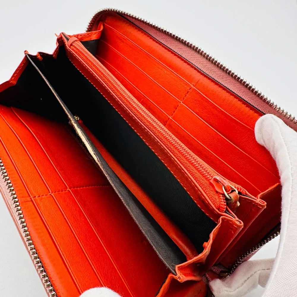 Gucci Zip Around Monogram Wallet - Picture 9 of 12